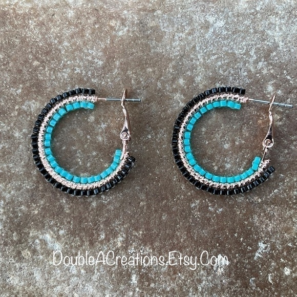 Turquoise and Black on Copper 1” Beaded Hoops, New, Handmade by Me - Picture 7 of 9